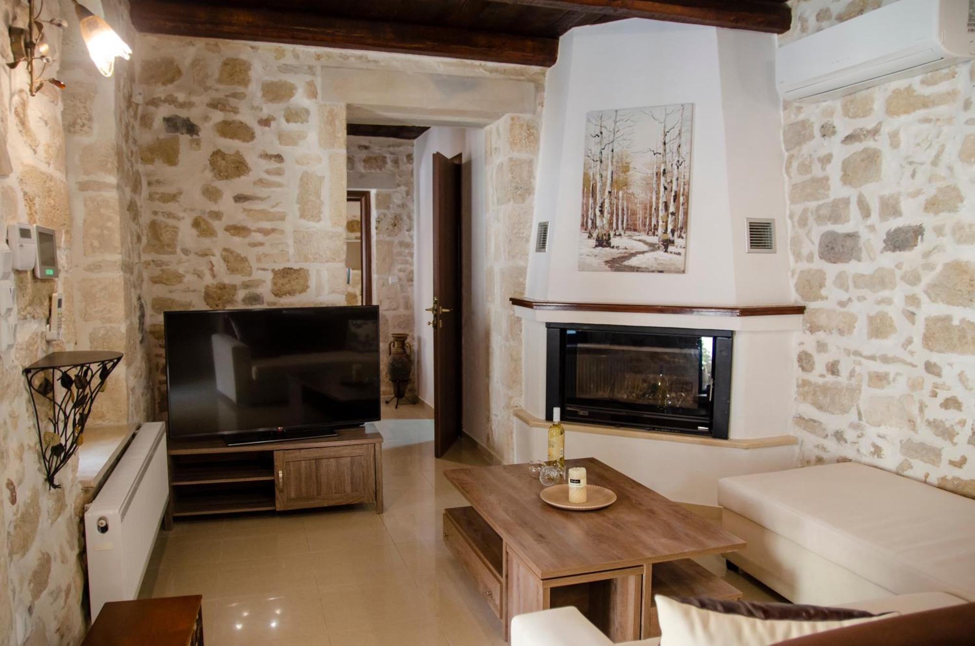 Pyrgou With Shared Swimming Pool Holiday home