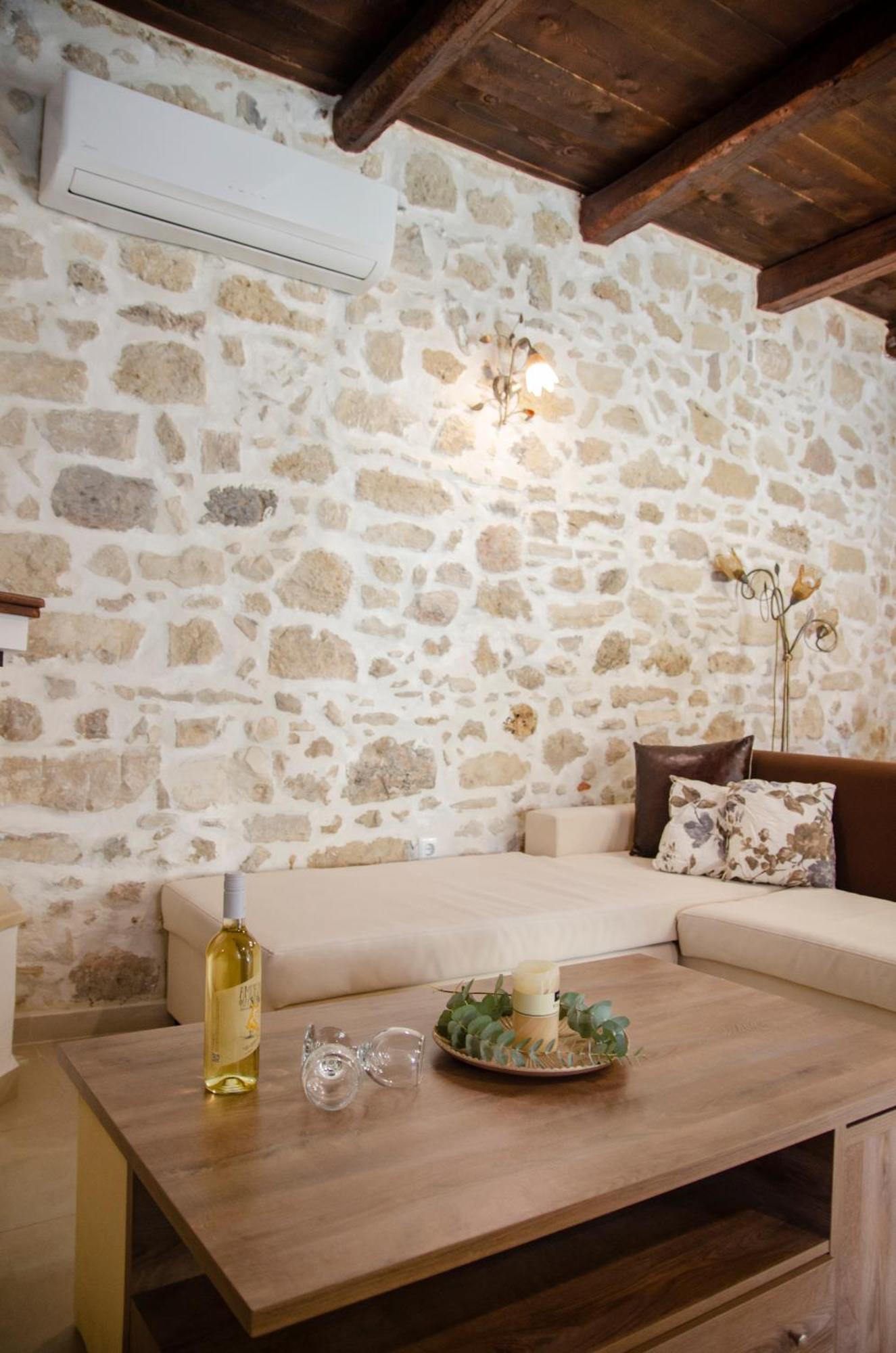 Pyrgou With Shared Swimming Pool Holiday home