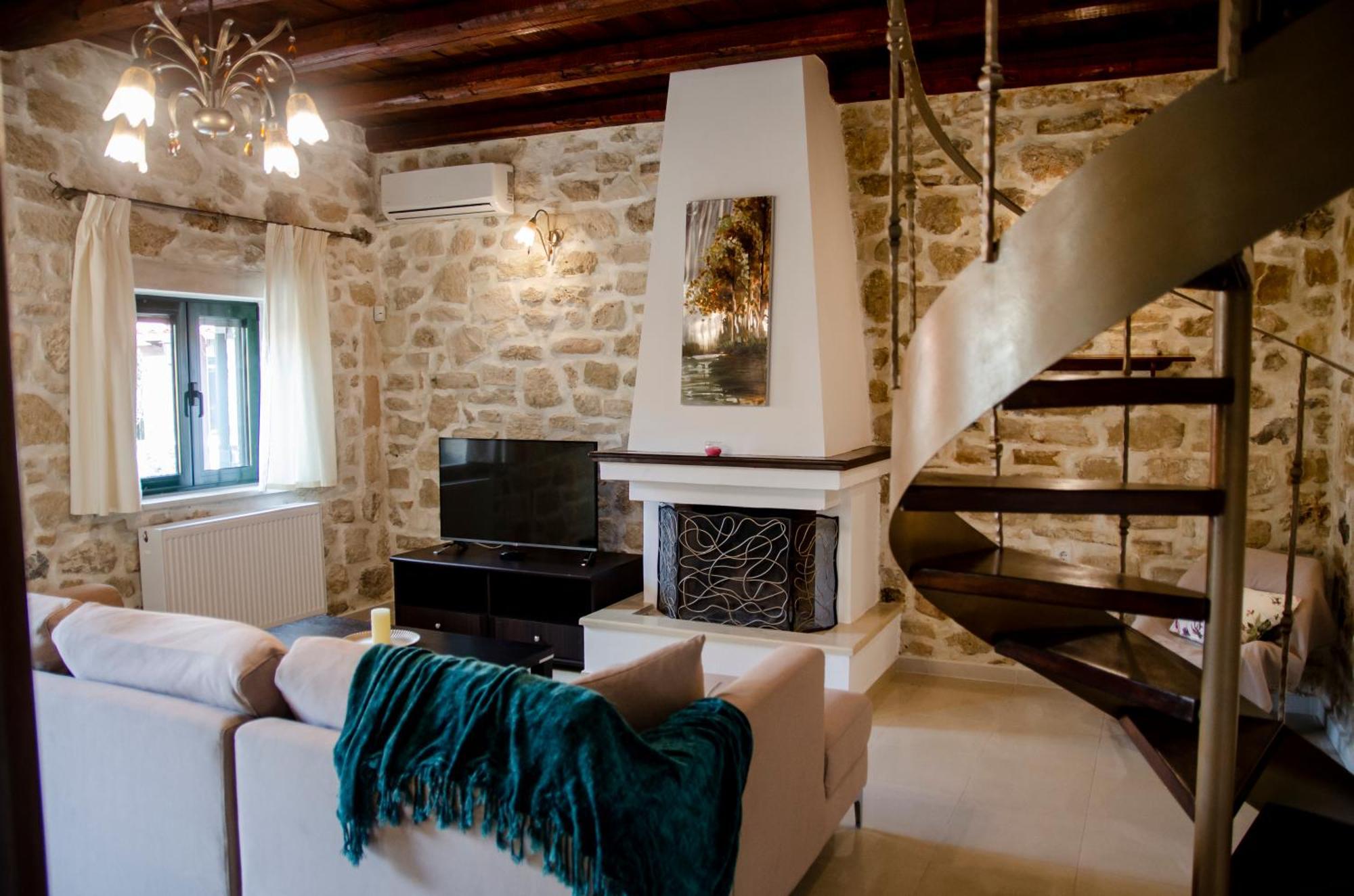 Holiday home Pyrgou With Shared Swimming Pool *