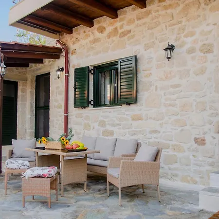 Pyrgou Villa With Shared Swimming Pool Heraklion  Exterior photo