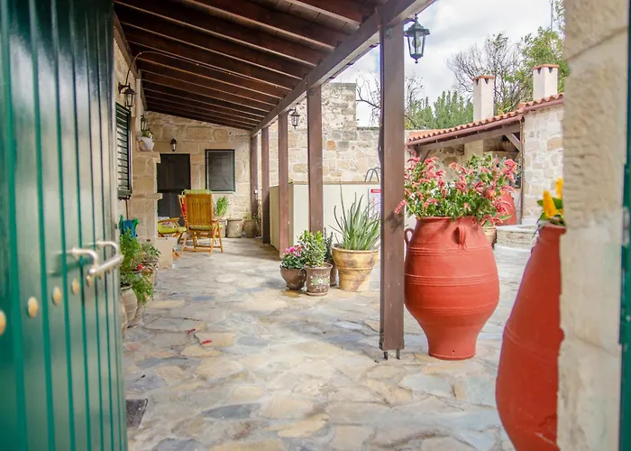 Pyrgou Villa With Shared Swimming Pool